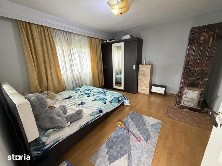Casă cu 3 camere cu Teren 1320 Mp în Stâlpeni
