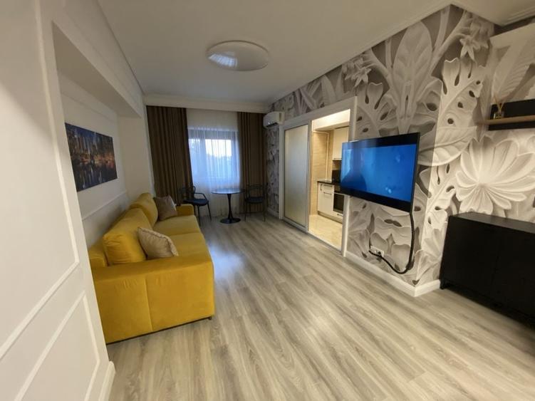 Apartament cu 2 camere decomandat în Exterior Vest