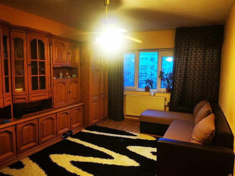 Apartament cu 2 camere decomandat în Sânmartin