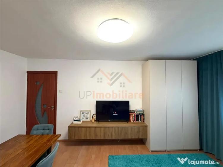 Apartament cu 3 camere decomandat în Rogerius