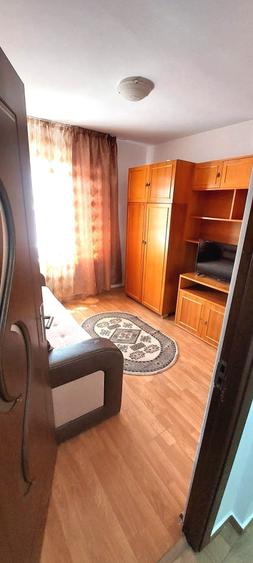 Chirie apartament 3 camere zona Spital Judetean mobilat-utilat 300eur/luna - 4