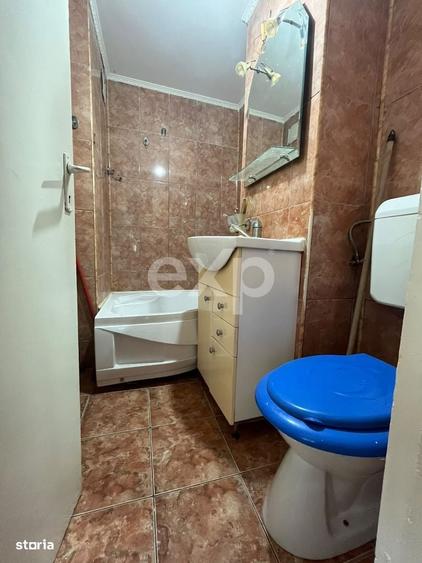 Vanzare 2 camere central etaj 3 mobilat+utilat Gaesti - 2