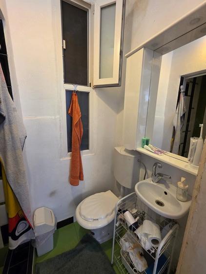Apartament cu 4 camere decomandat în Elisabetin