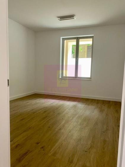 Apartament cu 4 camere decomandat în Rosetti