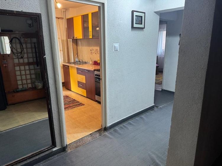 Apartament cu 3 camere decomandat în Ultracentral