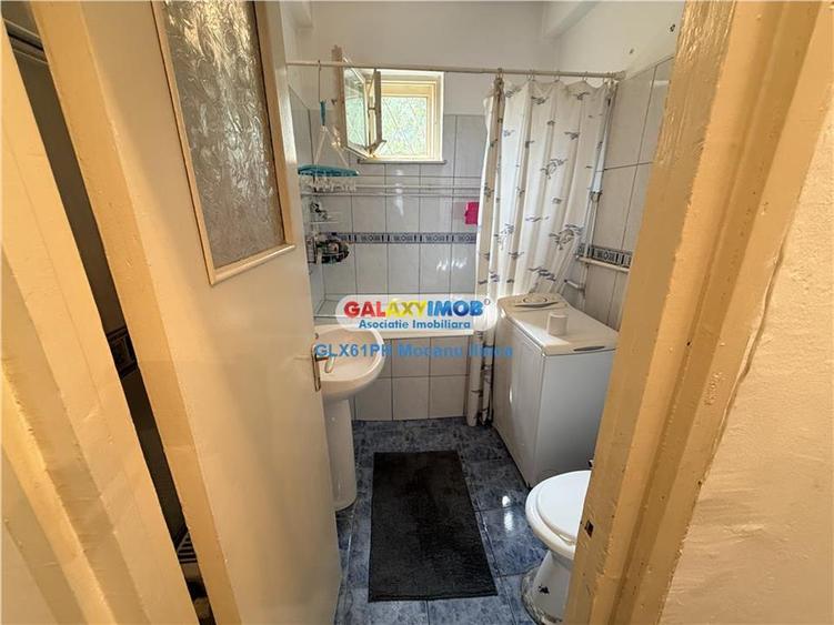 Casă cu 3 camere cu Garaj în Mihai Bravu