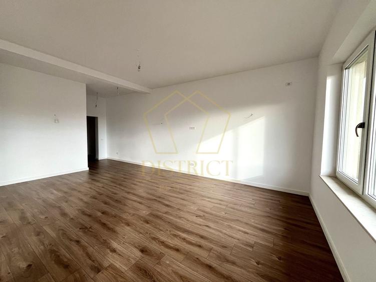 Duplex cu 3 camere cu Canalizare în Moșnița Nouă