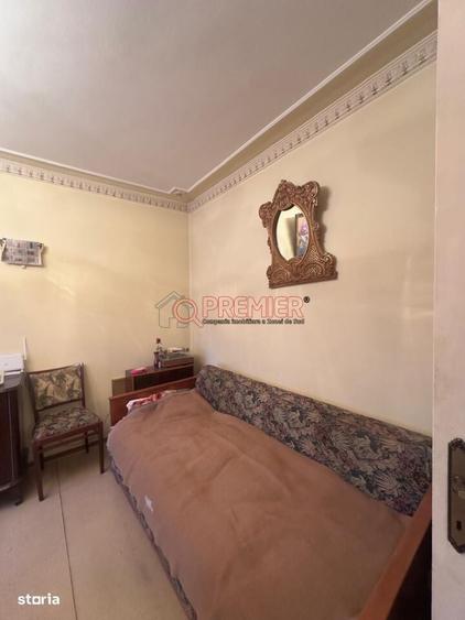 Apartament cu 3 camere decomandat în Alexandru Obregia