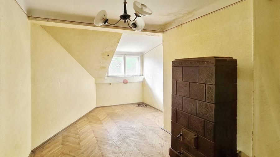 Apartament cu 4 camere decomandat în Blumăna