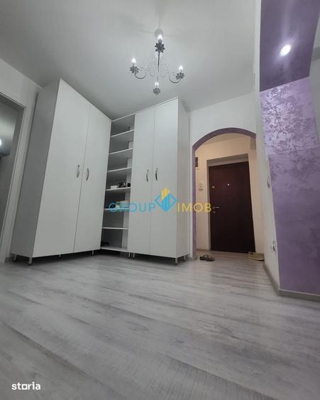Apartament cu 3 camere decomandat în Narcisa