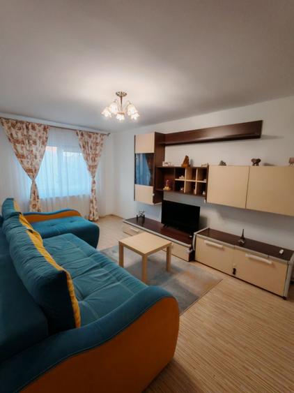 Apartament cu 2 camere decomandat în Satu Nou
