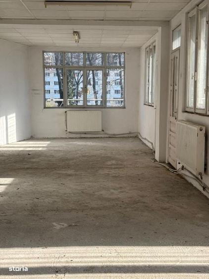 Spațiu comercial, de 464 mp, în Central