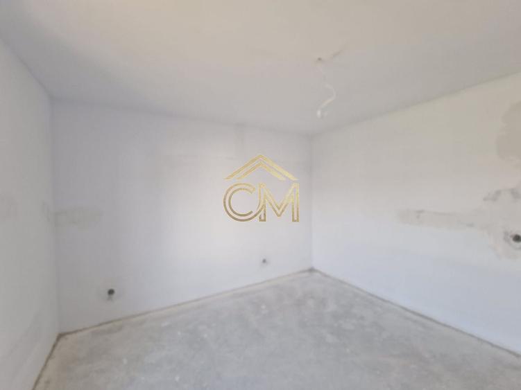 Duplex cu 4 camere cu Canalizare în Rășinari
