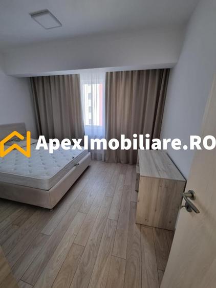 Apartament cu 2 camere decomandat, mobilat în Regie