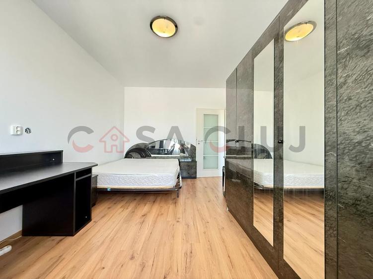 Apartament cu 3 camere decomandat, mobilat în Zorilor
