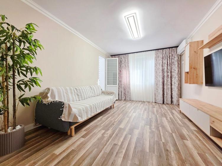Apartament cu 2 camere decomandat, mobilat în Titan