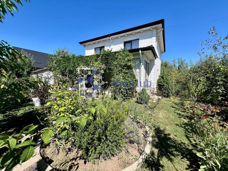 Casă individuală cu 4 camere cu Teren 610 Mp în Miroslava
