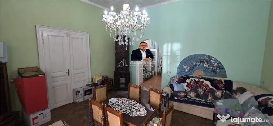 Apartament cu 4 camere decomandat în Fabric