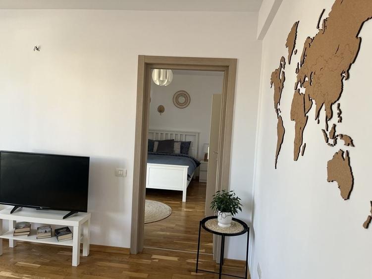 Apartament cu 2 camere semidecomandat în Central