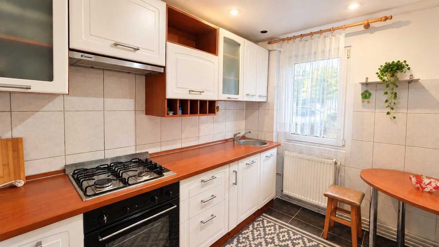 Apartament cu 2 camere semidecomandat în Drumul Carului