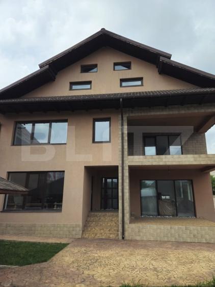 Casă individuală cu 4 camere cu Canalizare în Exterior Nord