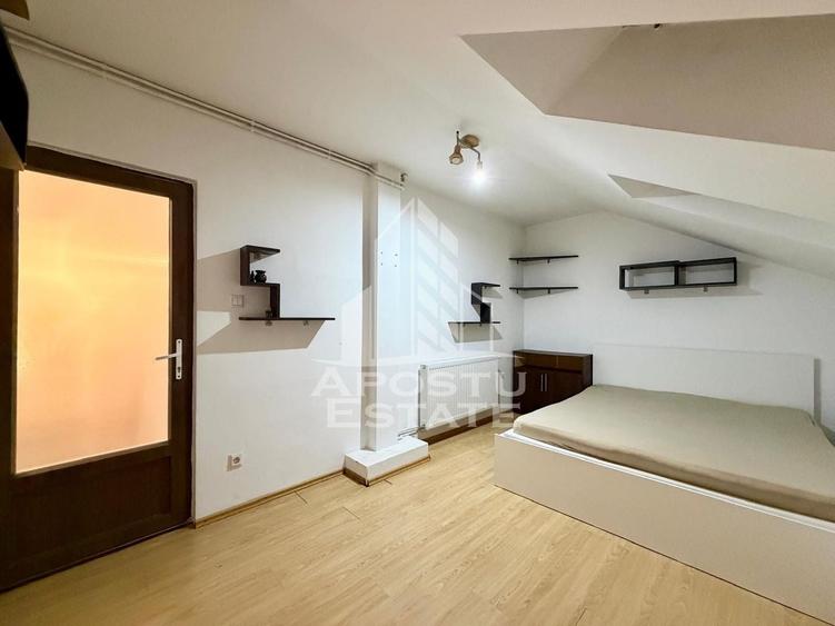 Apartament cu 2 camere decomandat, mobilat în Freidorf