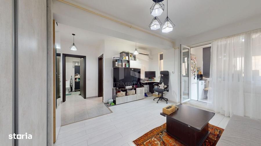 Apartament cu 2 camere semidecomandat în Roșu