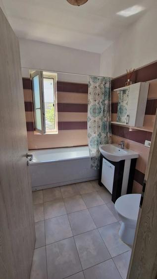 Apartament cu 2 camere decomandat în Giroc