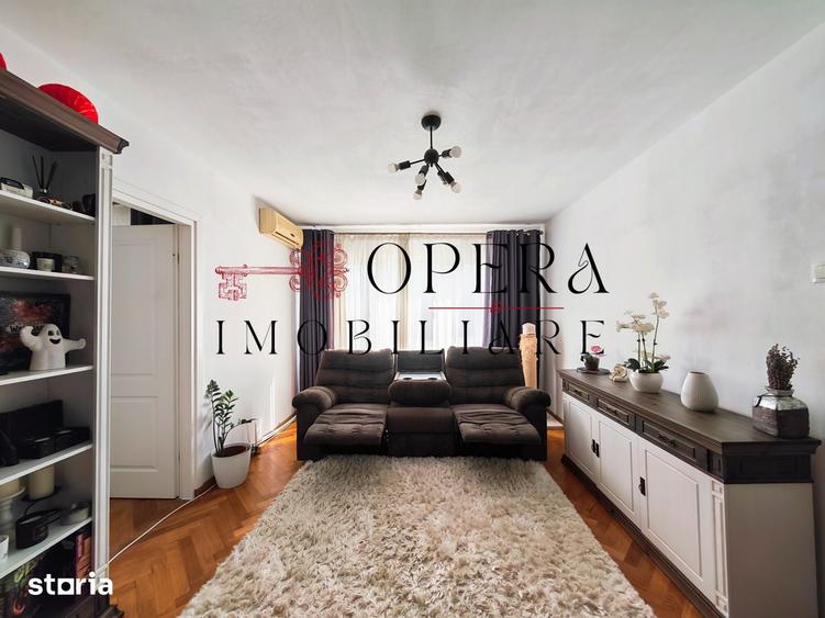 Apartament cu 3 camere nedecomandat în Podu Roș