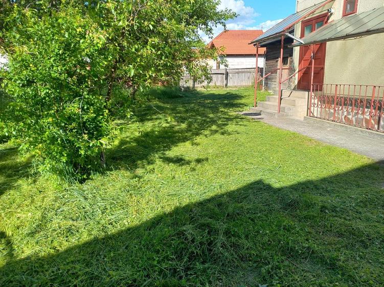 Casă cu 4 camere în Central
