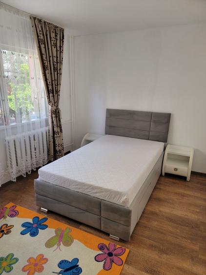 Inchiriez apartament 2 camere 52mp - 1