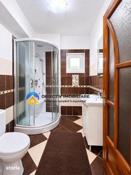 Apartament cu 4 camere decomandat în Sud