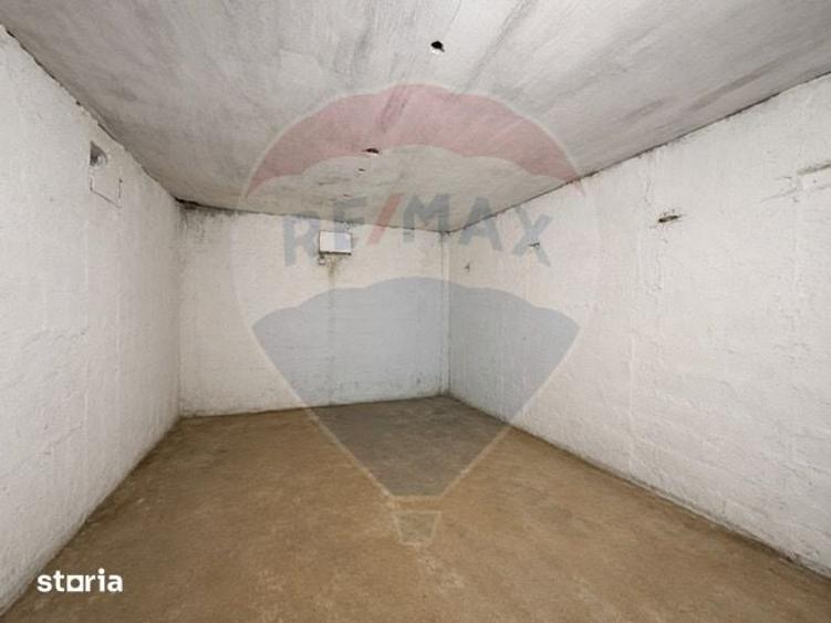 Apartament cu 4 camere decomandat în Dârste