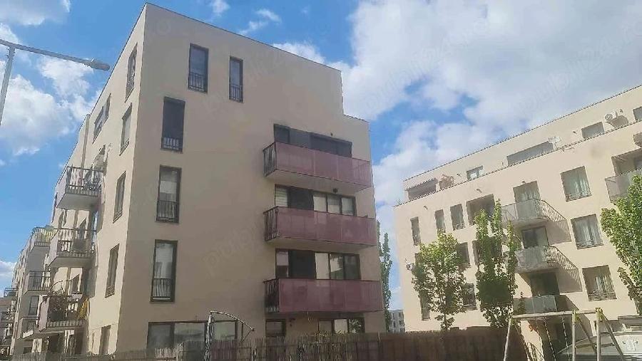 Apartament cu 3 camere decomandat în Bună Ziua