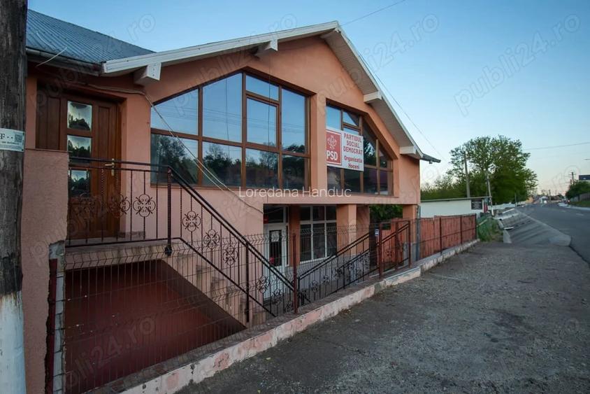 De vanzare cladire spa?ioasa in Hoceni, jude?ul Vaslui locuin?a sau spa?iu comercial