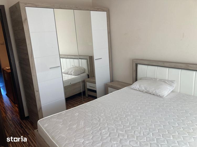 Apartament cu 3 camere în Sub Arini
