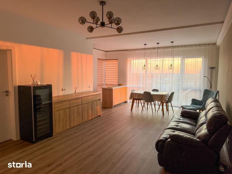 Apartament cu 3 camere în Sântandrei