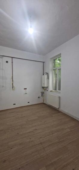 Garsonieră semidecomandată în Floreasca