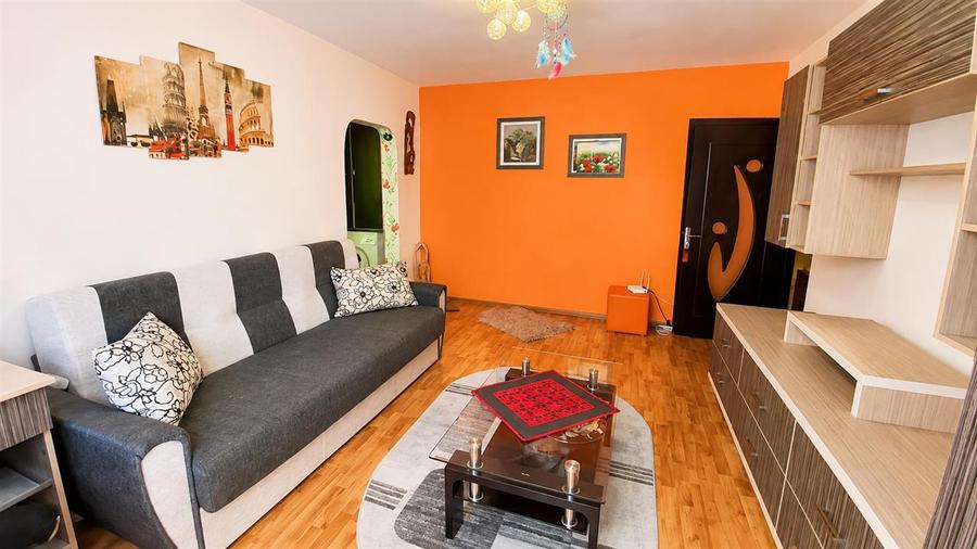 Apartament cu 2 camere semidecomandat în Astra