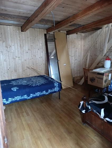 Casă cu 2 camere cu Teren 200 Mp în Buru