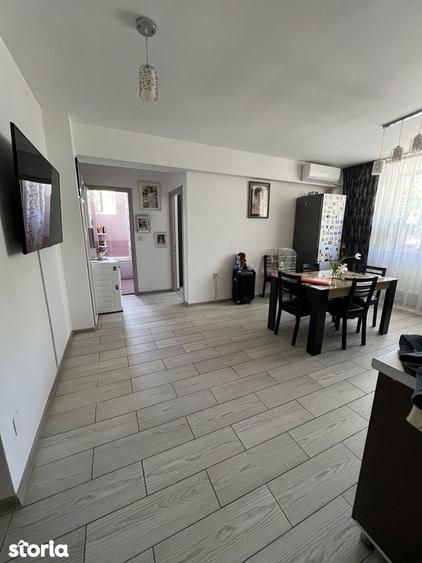 Apartament cu 3 camere în Calea București