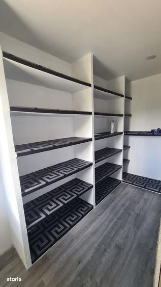 Casă cu 3 camere în Brăteasca