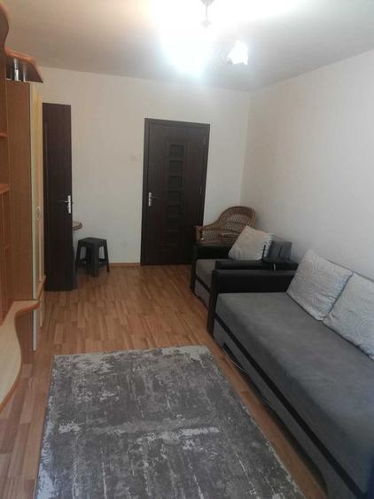 Apartament cu 2 camere decomandat în Tătărași