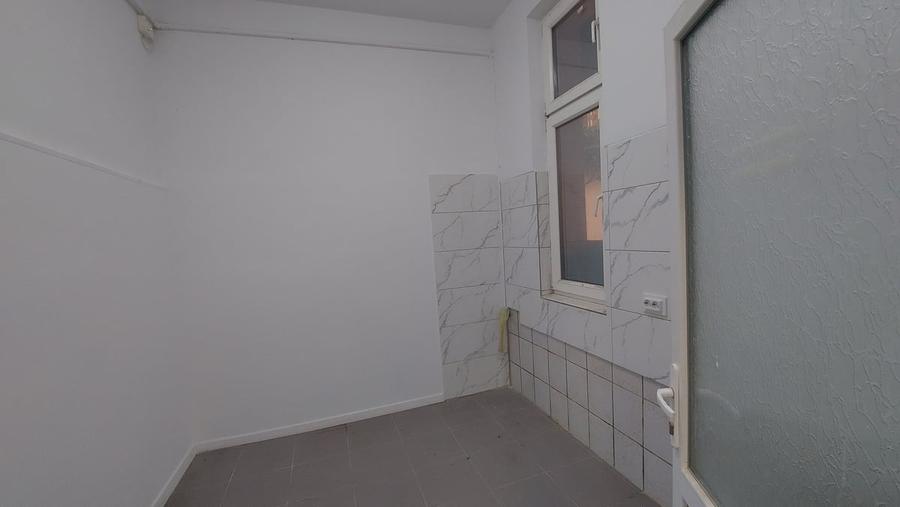 Piata Matache, Berzei, casa singur curte - 4