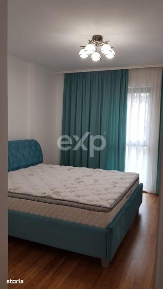 Apartament cu 3 camere decomandat în Calea București