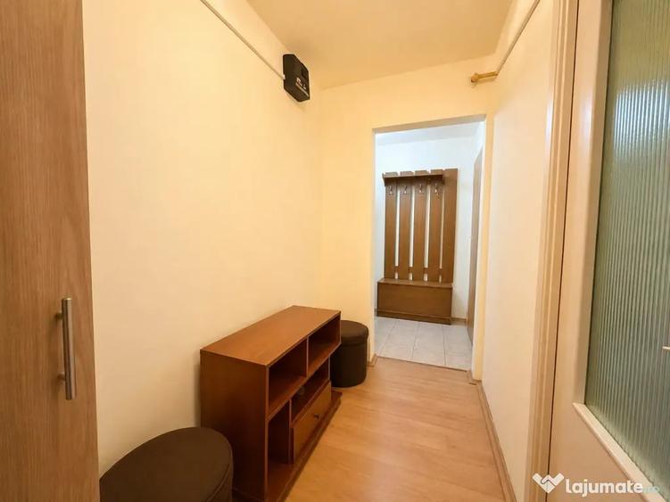 Apartament cu 2 camere semidecomandat în Aradului