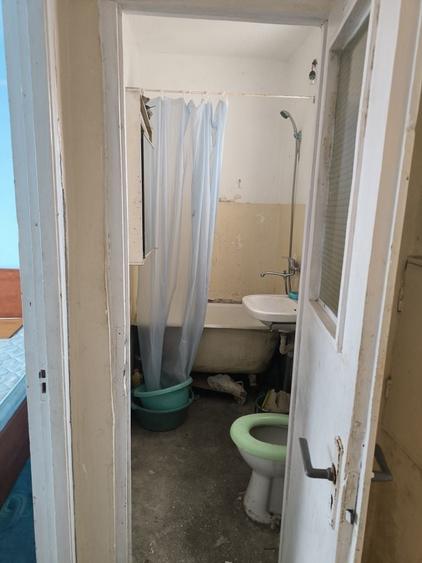 Apartament cu 2 camere nedecomandat în Central