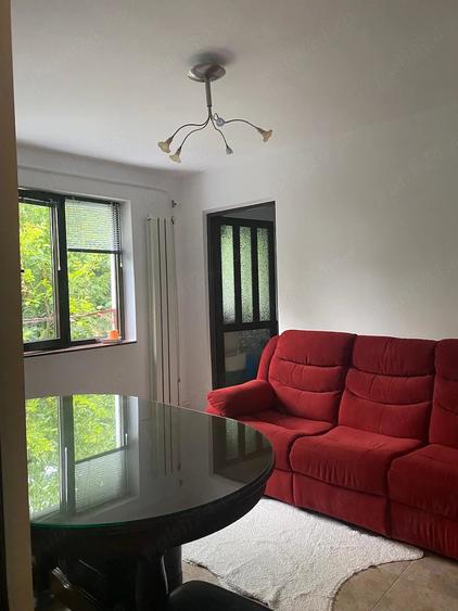 Apartament cu 2 camere semidecomandat în Sud