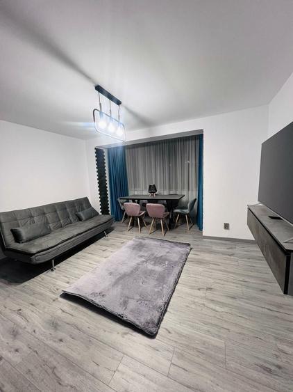 Apartament cu 2 camere semidecomandat în Petros