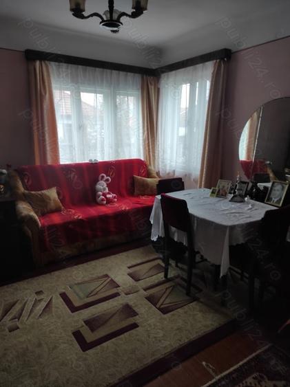 Casă în Central